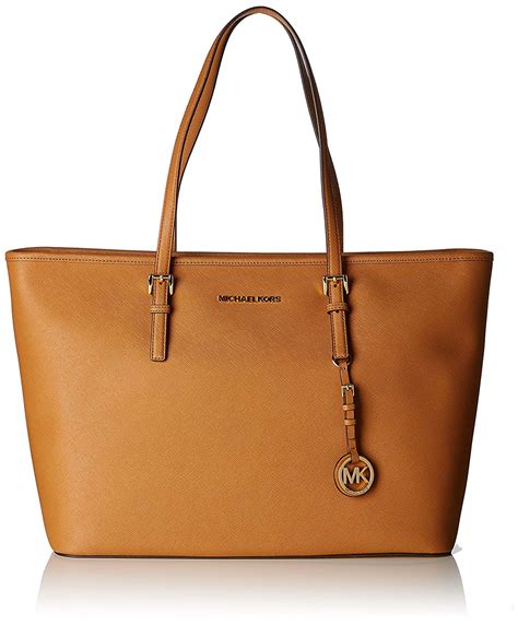 bolso michael kors euros|Michael Kors jet set.